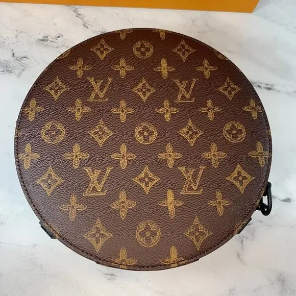Louis Vuitton Wheel box bag Virgil Abloh N°7 Monogram LV round SS22 Rare No 7 - Picture 5 of 14